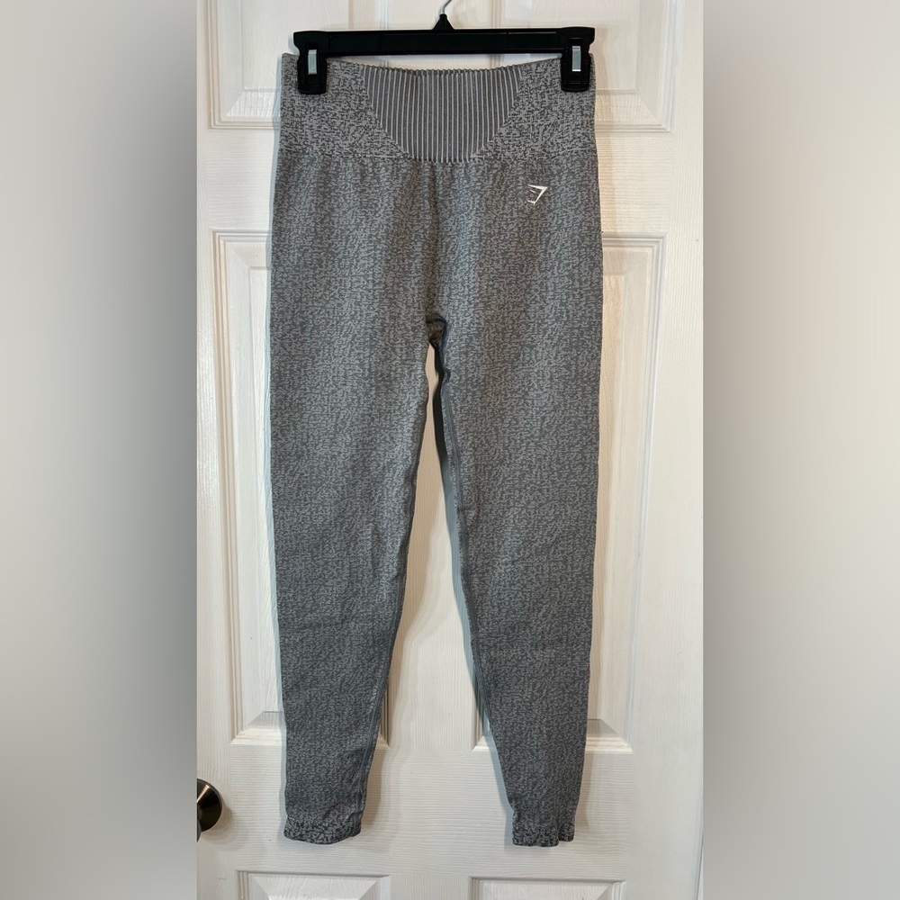 Gymshark Women's Marl‎ Seamless Leggings Assorted Color Gray Size Medium.